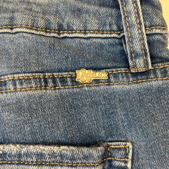 I&M Black Label Size 7 Women's Straight Leg Cropped Jeans Raw Hem Distressed - Picture 7 of 13